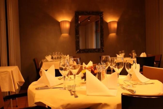 Hotel Breiti Bachenbulach Екстериор снимка