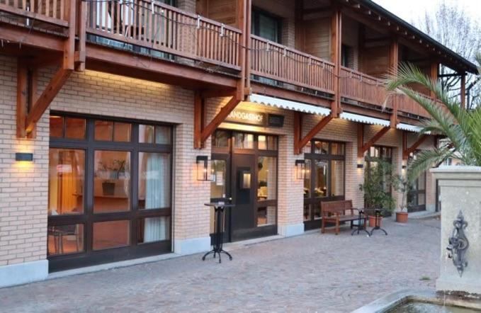 Hotel Breiti Bachenbulach Екстериор снимка